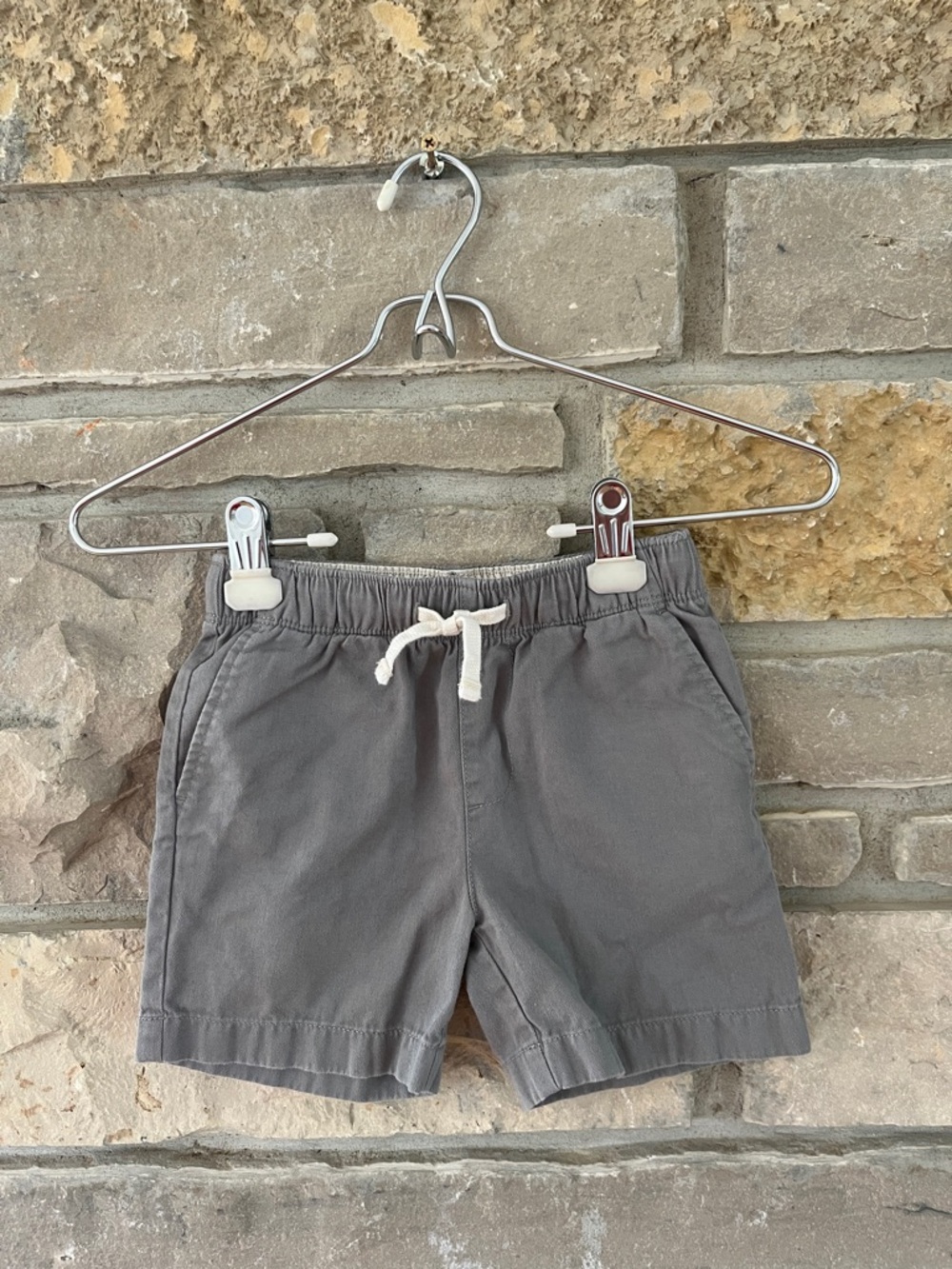 Crewcuts Gray Elastic Waist Drawstring Shorts with Pockets Boys Size 5